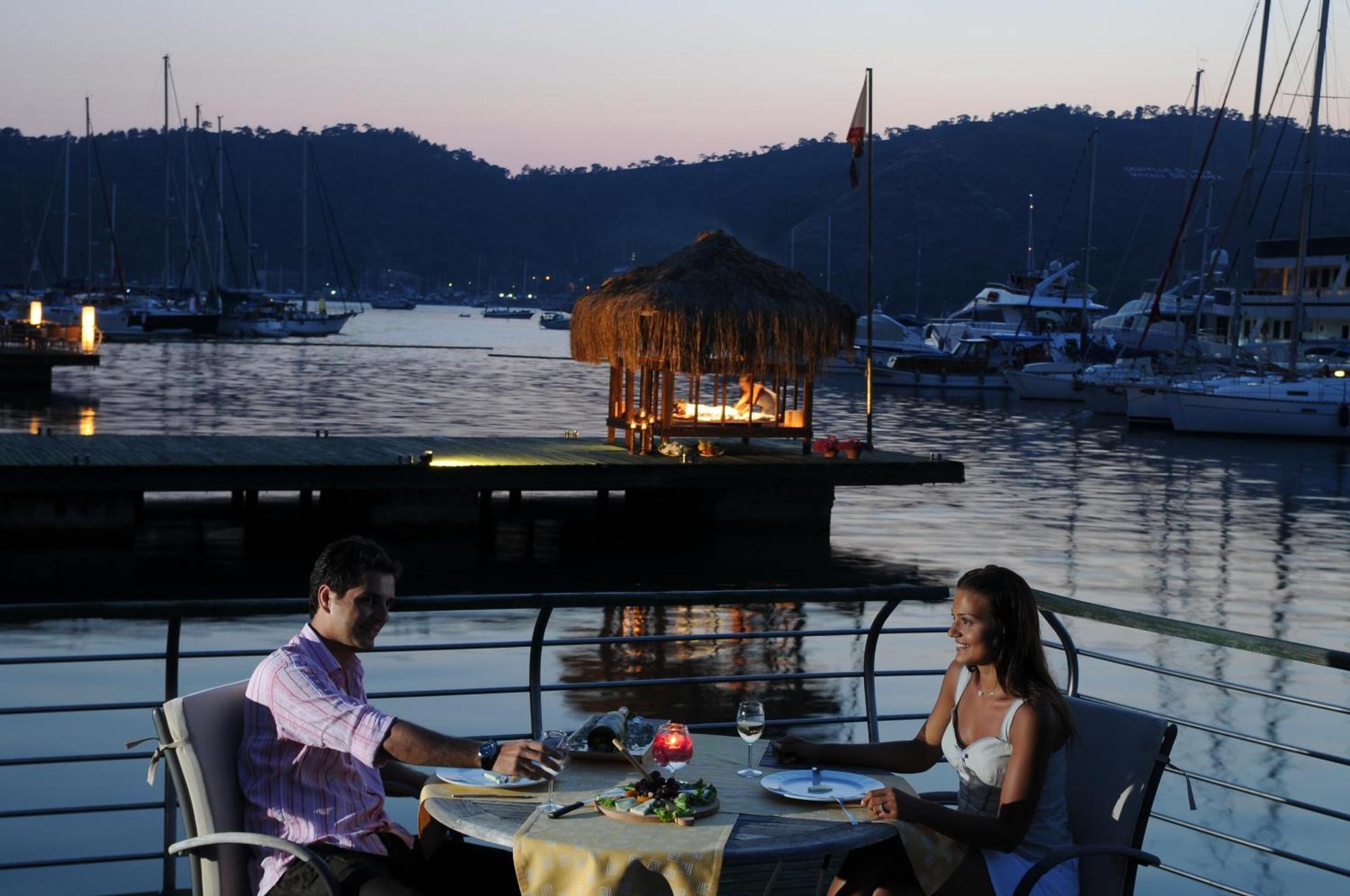 Ece Saray Marina Resort (Adults Only) Fethiye Exterior foto