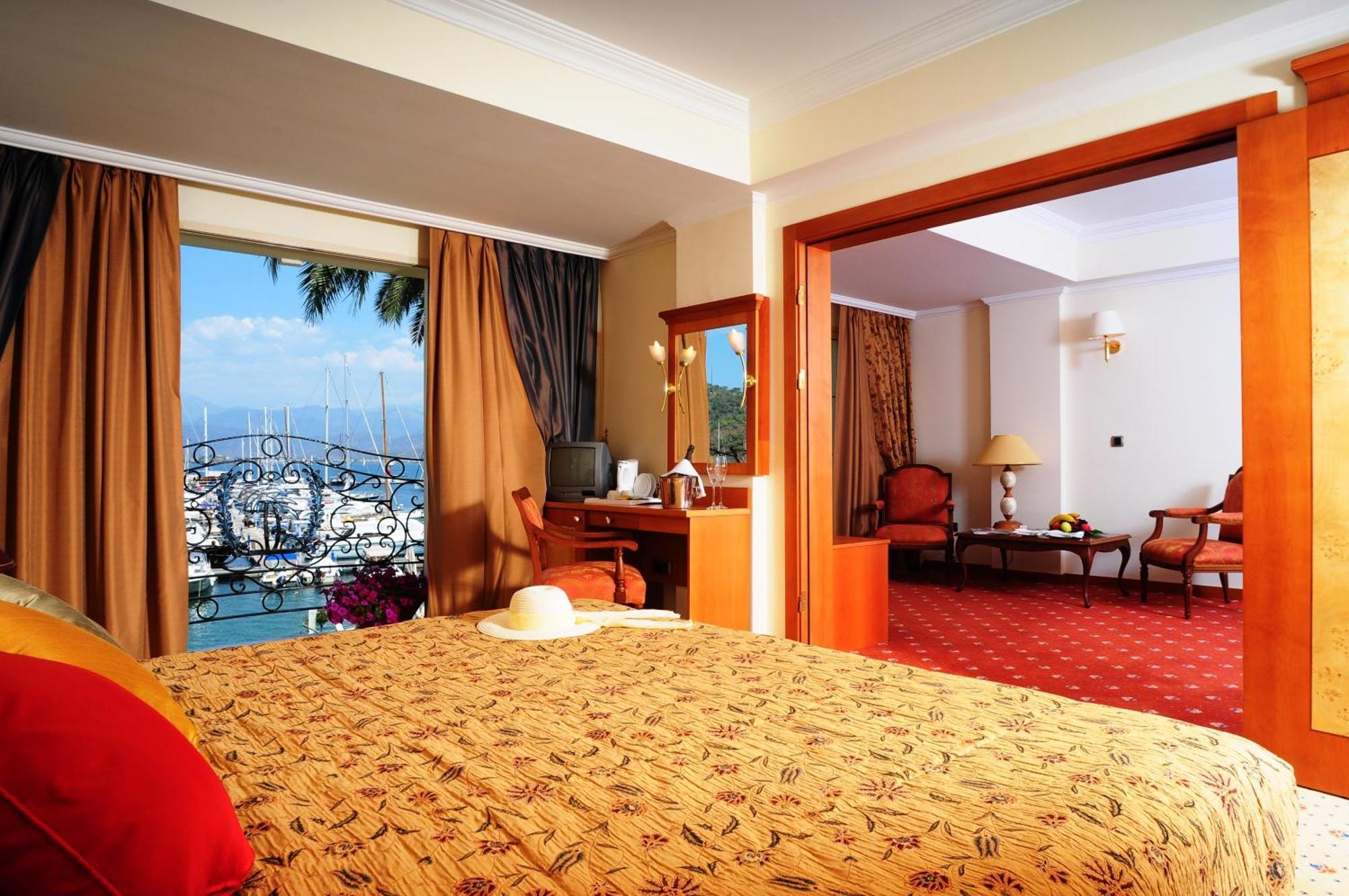 Ece Saray Marina Resort (Adults Only) Fethiye Exterior foto